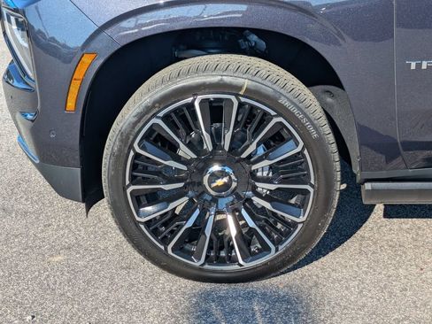 New 2026 Chevrolet Tahoe High Country AWD/4WD image 8