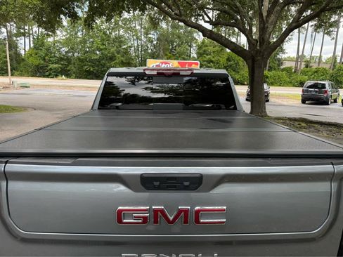 Used 2024 GMC Sierra 1500 Denali w/ Technology Package AWD/4WD image 12