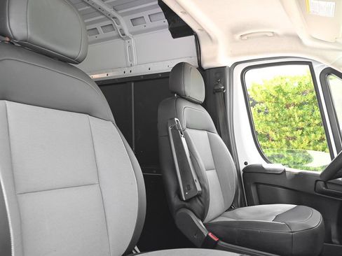 Used 2025 RAM ProMaster 3500 w/ Convenience Group FWD image 13
