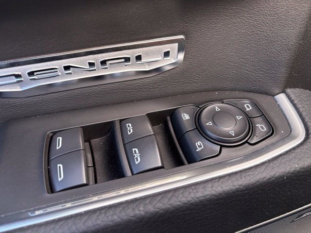 Used 2026 GMC Sierra 1500 Denali AWD/4WD image 14