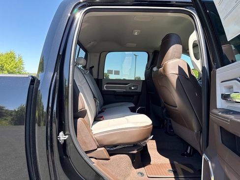 New 2026 RAM 2500 Laramie w/ Towing Technology Group AWD/4WD image 15