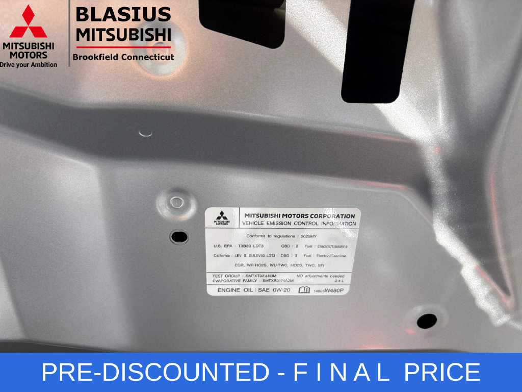 Used 2025 Mitsubishi Outlander ES AWD/4WD image 55