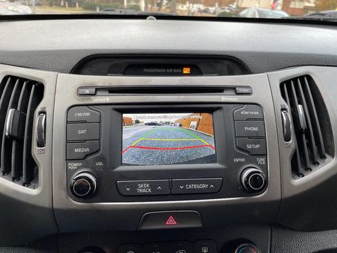 Used 2014 Kia Sportage LX image 18