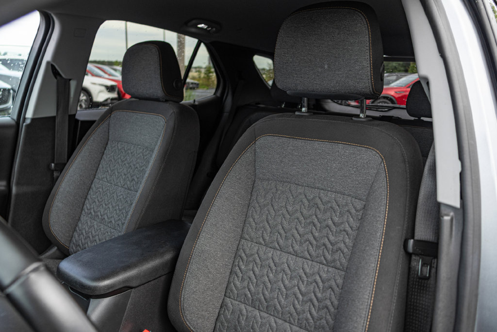 Used 2024 Chevrolet Equinox LT AWD/4WD image 13