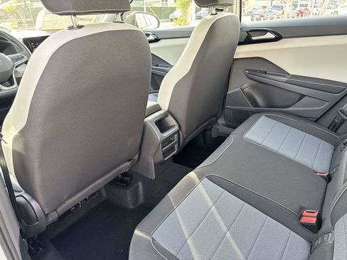 New 2026 Volkswagen Taos S image 10