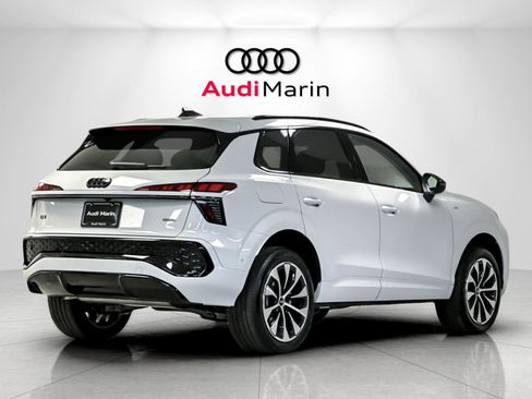 New 2026 Audi Q3 quattro 2.0T AWD/4WD image 5