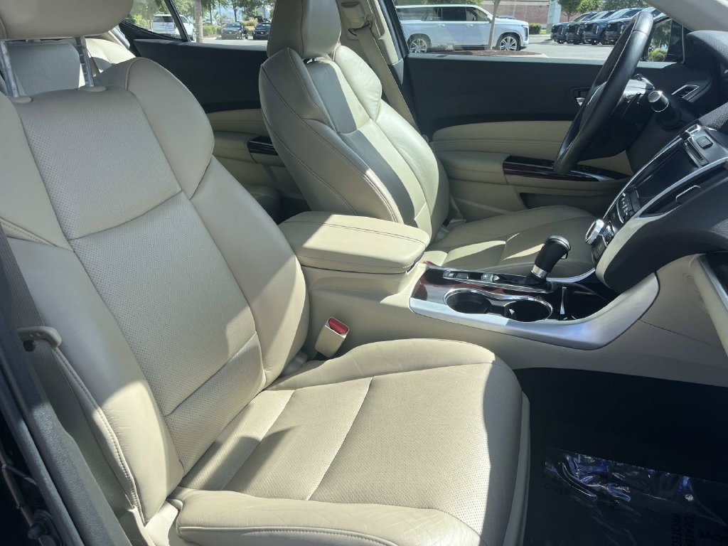 Used 2015 Acura TLX w/ Technology Package FWD image 21