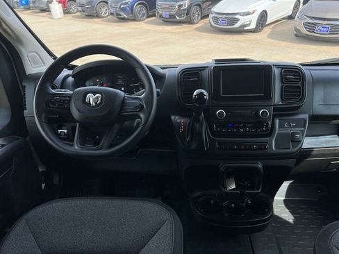 Used 2025 RAM ProMaster 2500 FWD image 18