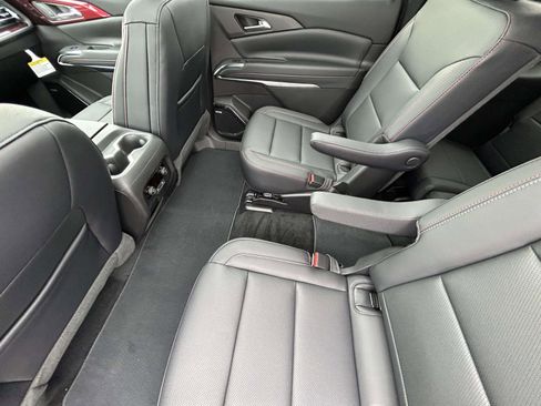 New 2026 Chevrolet Traverse Z71 w/ Enhanced Driving Package image 11