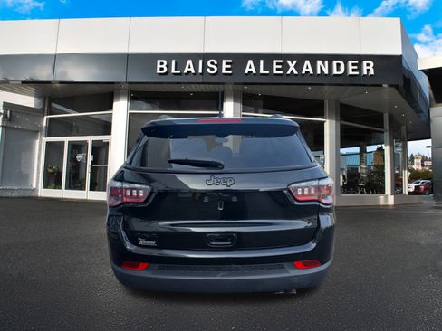 Used 2019 Jeep Compass Sport image 6