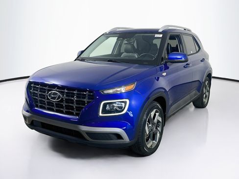 Used 2023 Hyundai Venue Limited FWD image 1