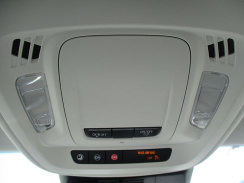 Used 2025 Buick Envision Sport Touring image 27