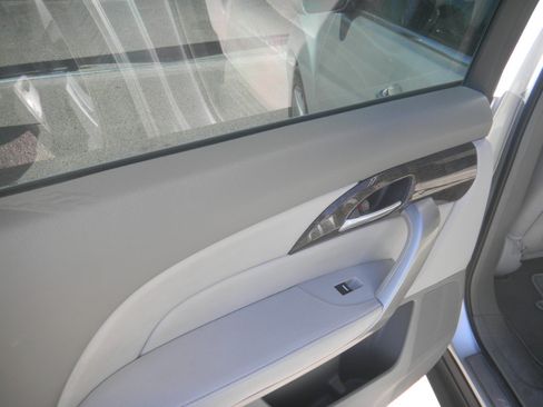 Used 2011 Acura MDX w/ Technology Package AWD/4WD image 13