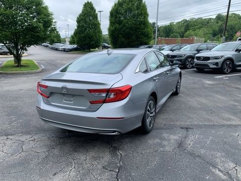 Used 2018 Honda Accord EX image 8