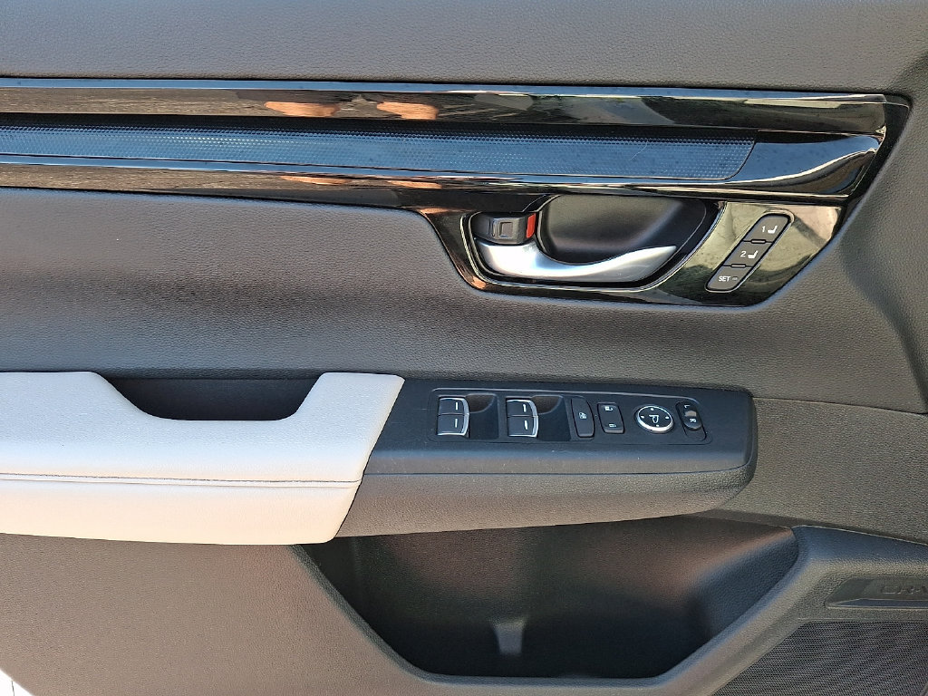 Used 2023 Honda CR-V EX-L image 14