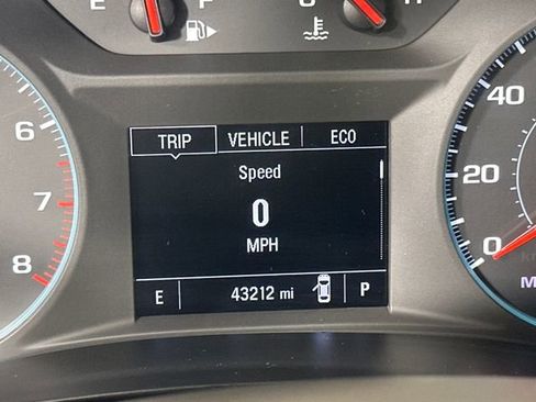 Used 2025 Chevrolet Malibu LT image 18