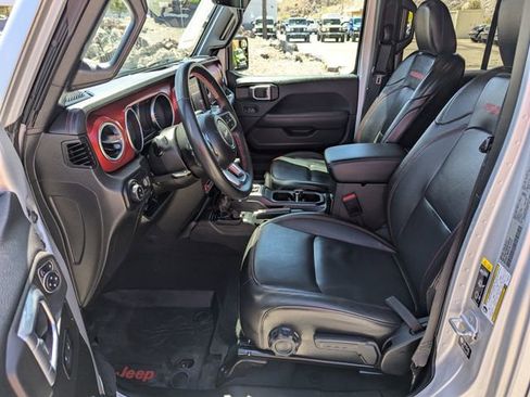 Certified 2023 Jeep Gladiator Rubicon w/ Cold Weather Group AWD/4WD image 18