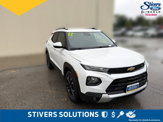 Used 2022 Chevrolet TrailBlazer LT w/ Convenience Package FWD image 3