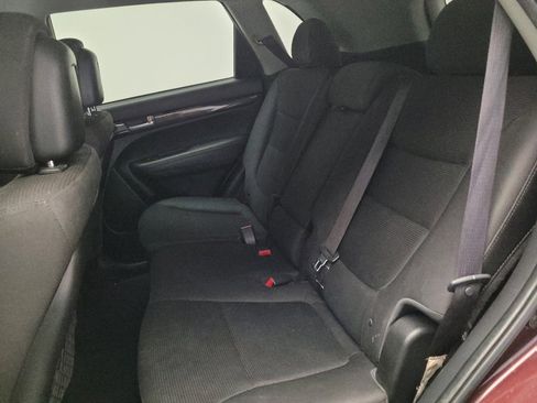 Used 2014 Kia Sorento LX FWD image 18