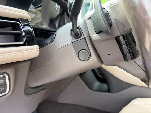 Used 2021 Lincoln Aviator Grand Touring w/ Elements Package Plus AWD/4WD image 45