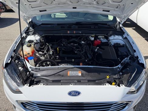 Used 2019 Ford Fusion SE FWD image 50