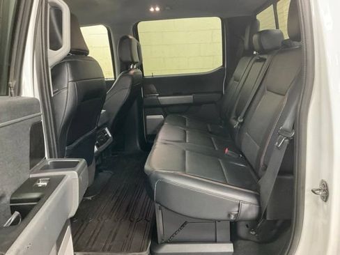 Used 2023 Ford F250 Lariat w/ Chrome Package AWD/4WD image 8