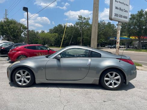 Used 2004 Nissan 350Z Enthusiast w/ Aerodynamics Pkg image 2