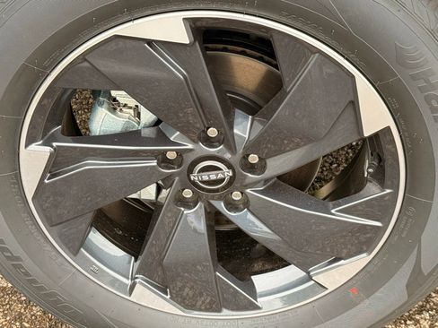 New 2026 Nissan Rogue SV image 9