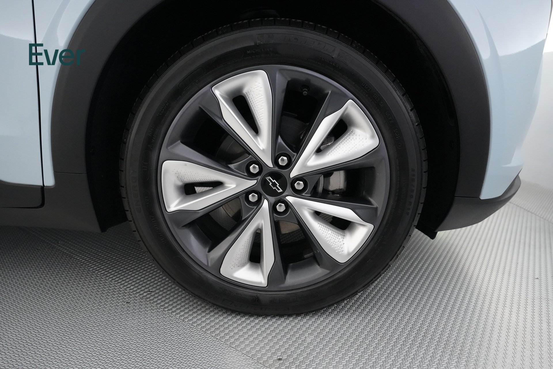 Used 2023 Chevrolet Bolt EUV LT w/ Convenience Package FWD image 20