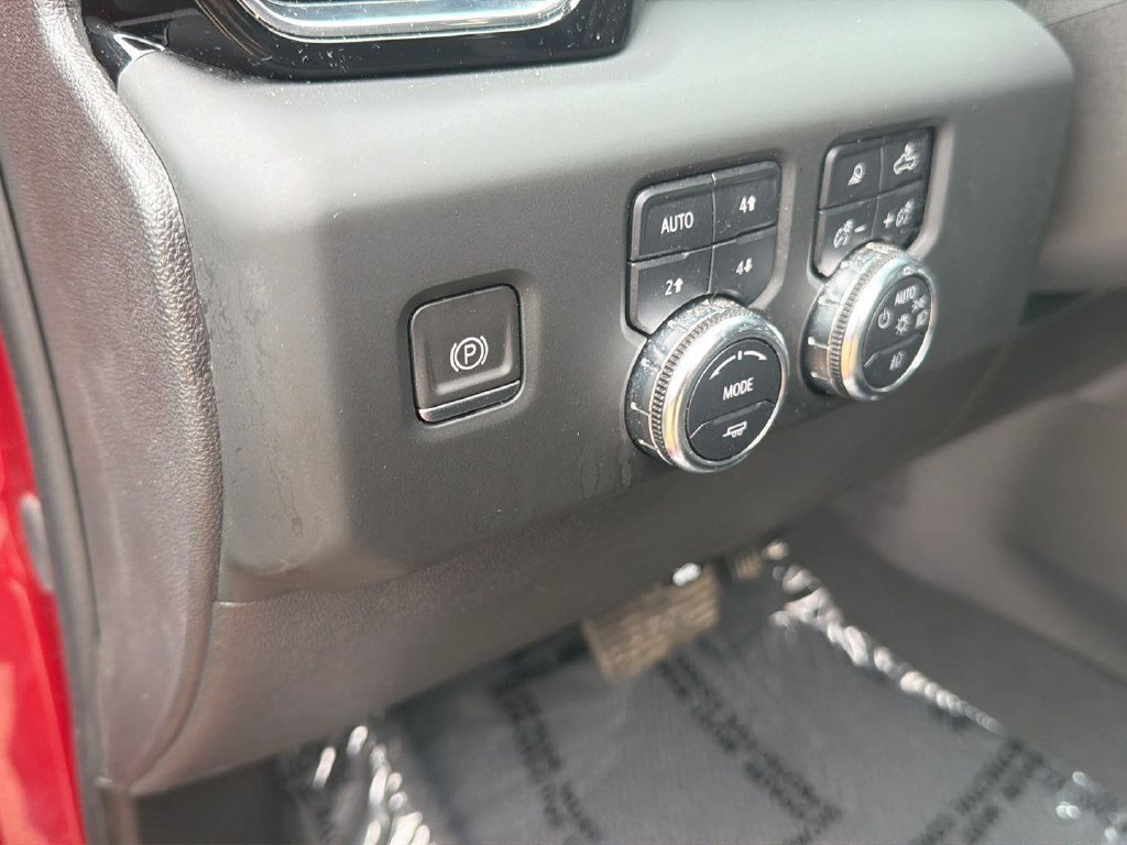 Used 2024 GMC Sierra 1500 Denali AWD/4WD image 25
