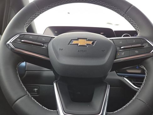 New 2026 Chevrolet Equinox EV LT FWD image 33