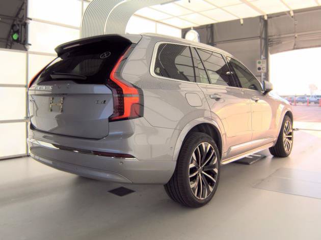 Used 2026 Volvo XC90 B6 Plus AWD/4WD image 4