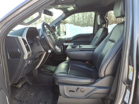 Used 2022 Ford F350 Lariat w/ Tremor Off-Road Package image 10