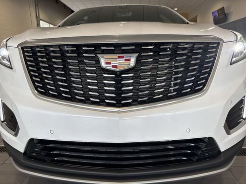 Certified 2024 Cadillac XT5 Premium Luxury w/ Technology Package AWD/4WD image 10