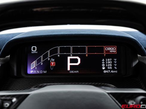 Used 2018 Ford GT RWD image 34