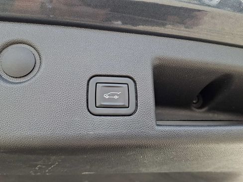 Certified 2023 Chevrolet Equinox RS w/ LPO, Floor Liner Package AWD/4WD image 28