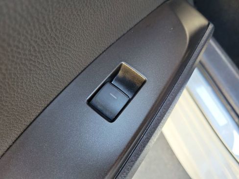 Used 2024 Toyota Camry SE image 14