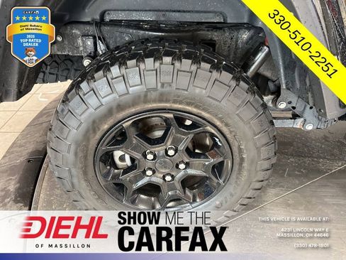 Used 2023 Jeep Gladiator Sport AWD/4WD image 12