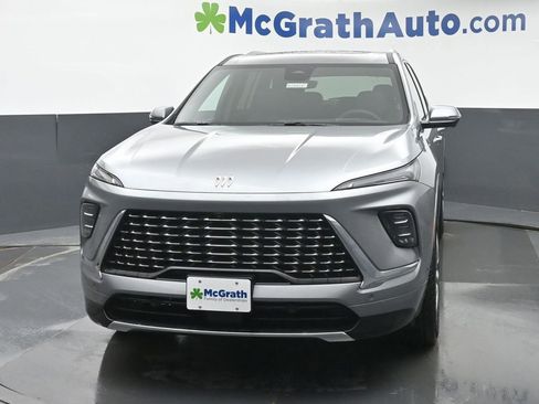 New 2026 Buick Enclave Avenir w/ Super Cruise Package image 6