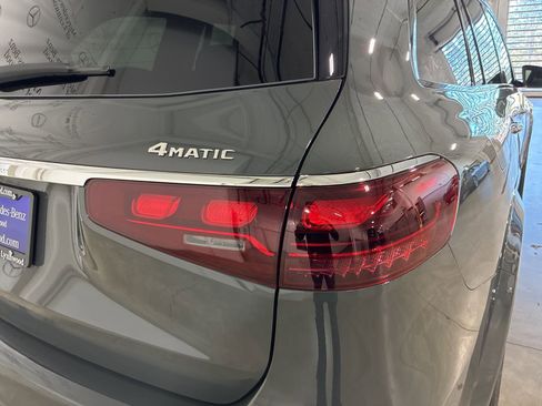 New 2026 Mercedes-Benz GLS 450 4MATIC image 11