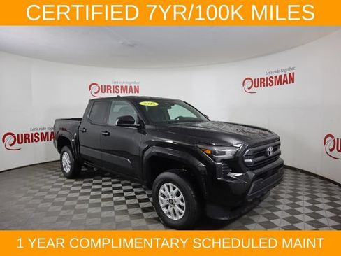 Used 2025 Toyota Tacoma SR w/ SR Upgrade Package AWD/4WD image 9