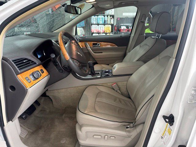 Used 2015 Lincoln MKX FWD w/ Equipment Group 102A image 10