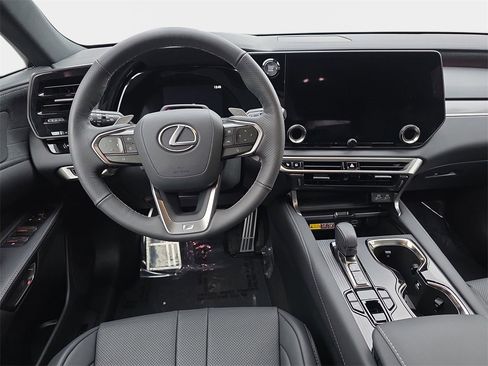 Used 2023 Lexus RX 350 F Sport image 17