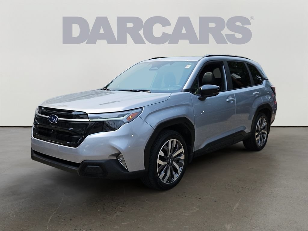 Used 2025 Subaru Forester Touring AWD/4WD image 3