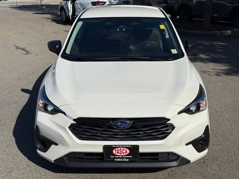 Used 2024 Subaru Impreza 2.0i AWD/4WD image 2