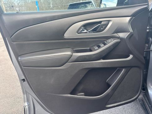 Used 2019 Chevrolet Traverse LS image 10