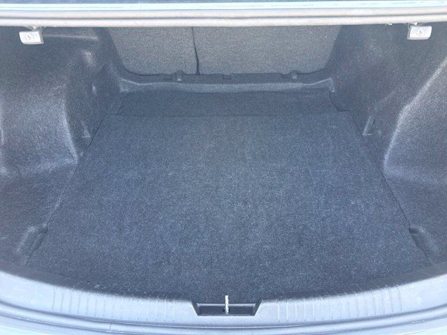 Used 2024 Chevrolet Malibu LT FWD image 26