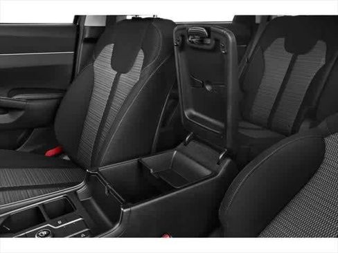 Used 2022 Kia Sorento LX FWD image 10