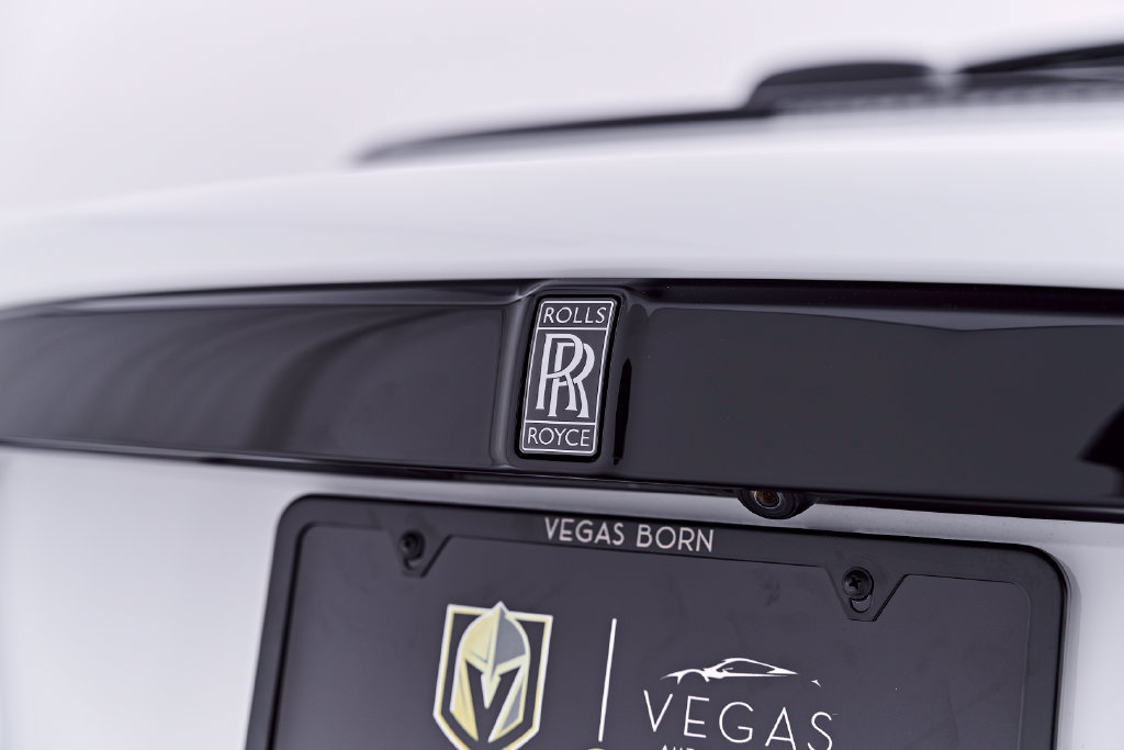 Used 2020 Rolls-Royce Dawn RWD image 34