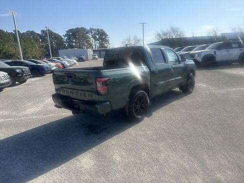 New 2026 Nissan Frontier SV AWD/4WD image 5